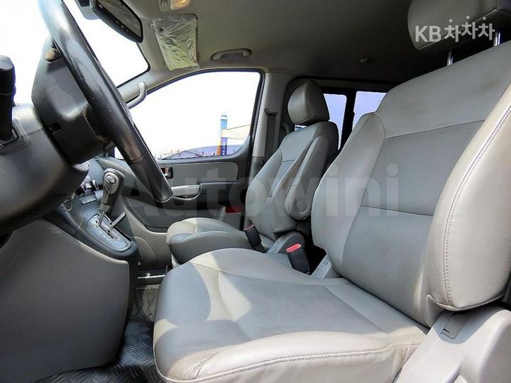 Hyundai Starex 2018 — 5