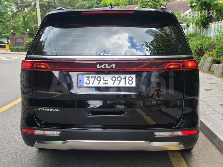 Kia Carnival 2023 — 4
