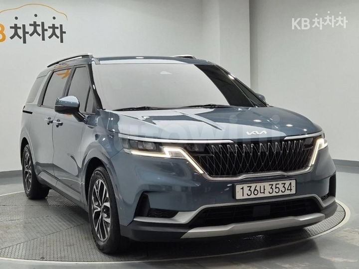 Kia Carnival 2023 — 4