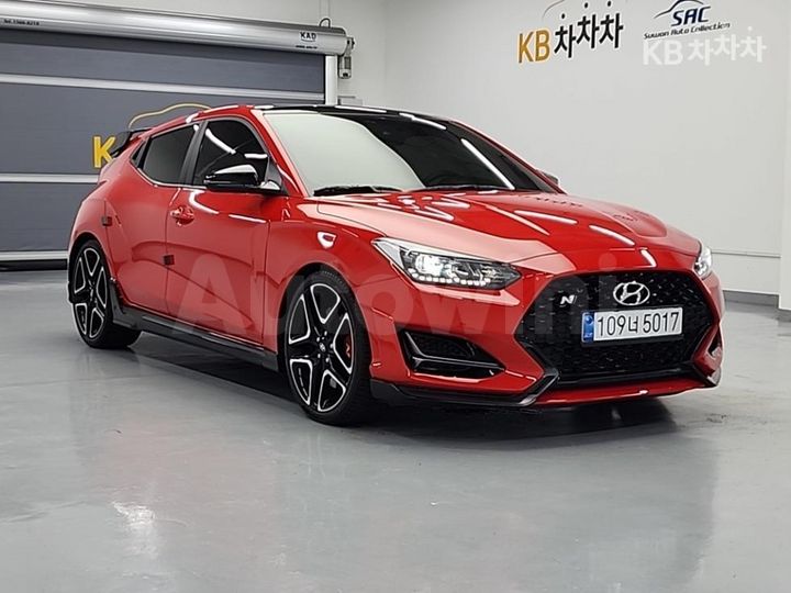 Hyundai Veloster 2023 — 4