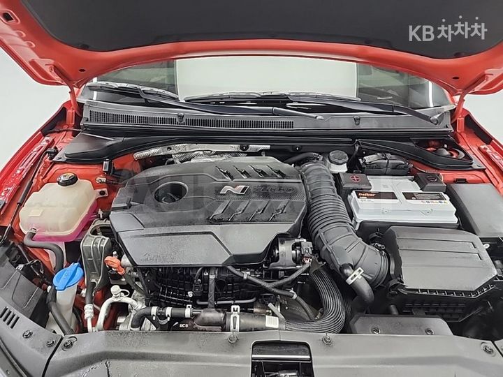 Hyundai Veloster 2023 — 5