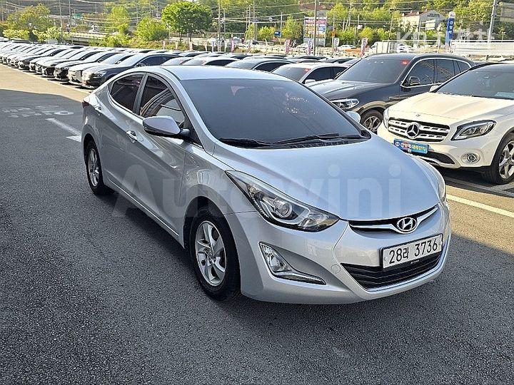 Hyundai Avante 2016 — 3
