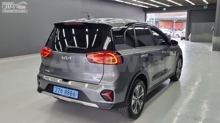 Kia Niro 2023 — 2