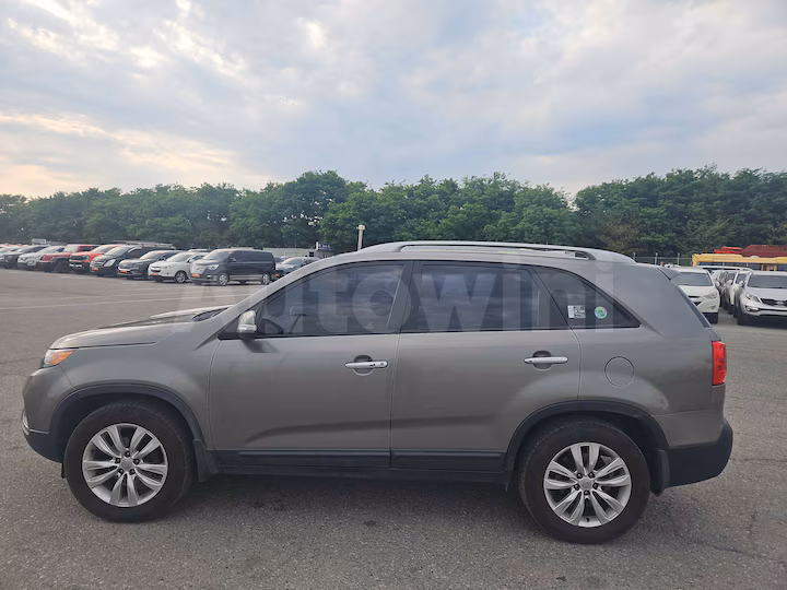 Kia Sorento 2010 — 2
