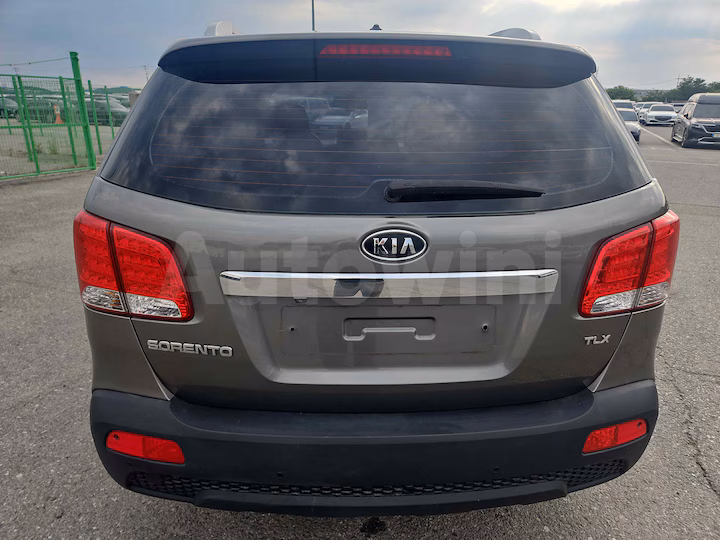 Kia Sorento 2010 — 4