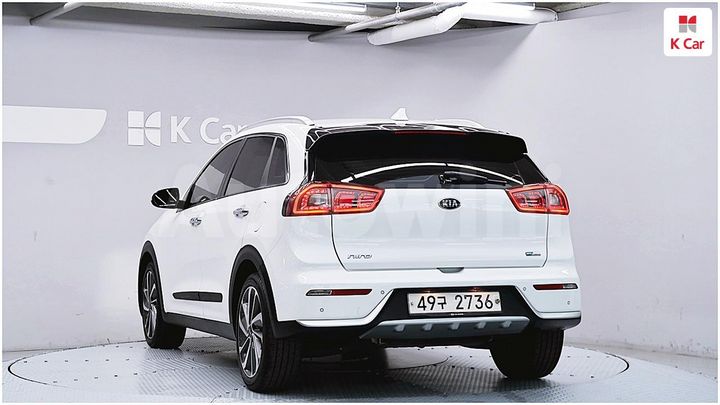 Kia Niro 2017 — 2