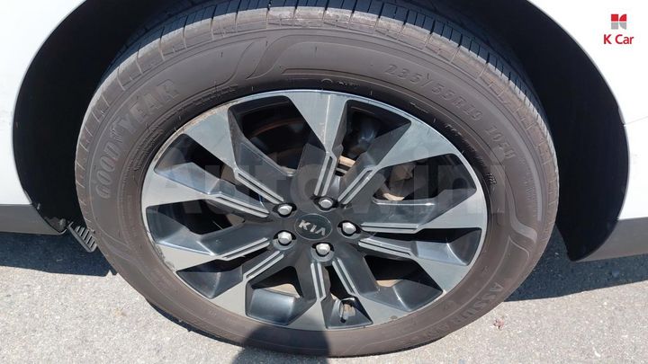 Kia Carnival 2021 KNANB81BBMS116222 — 4
