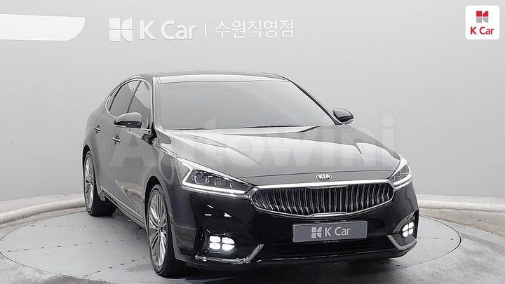 Kia K7 2018 KNALB416BJA134881 — 3