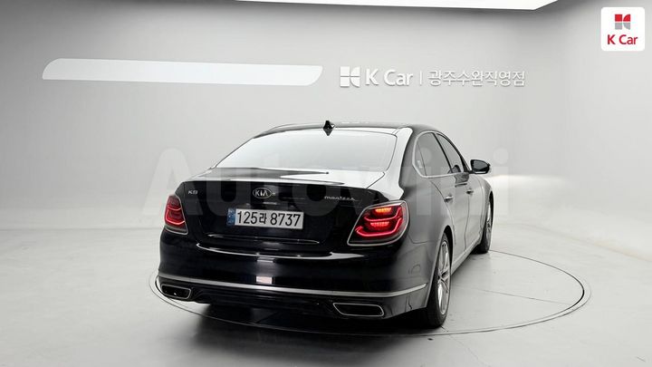 Kia K9 2020 KNAS5416DLS019580 — 4