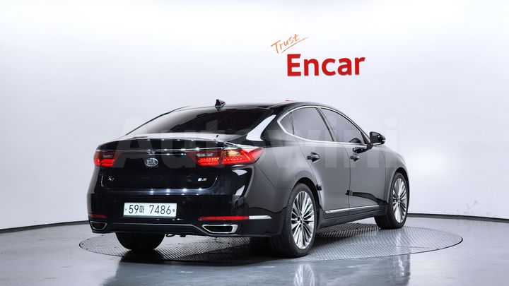 Kia K7 2016 — 2