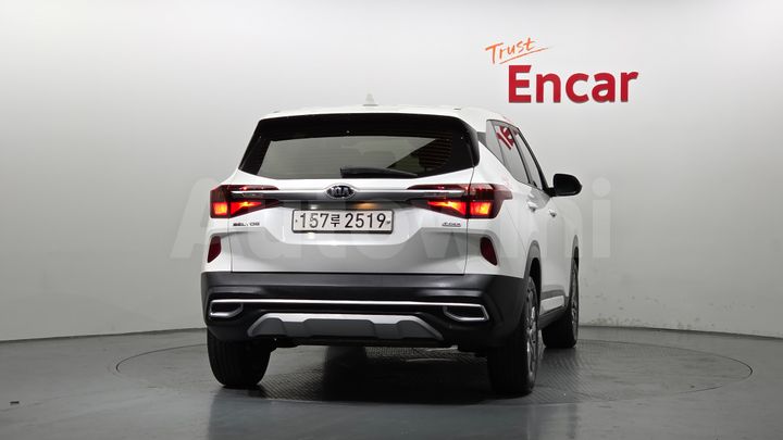Kia Seltos 2022 — 4