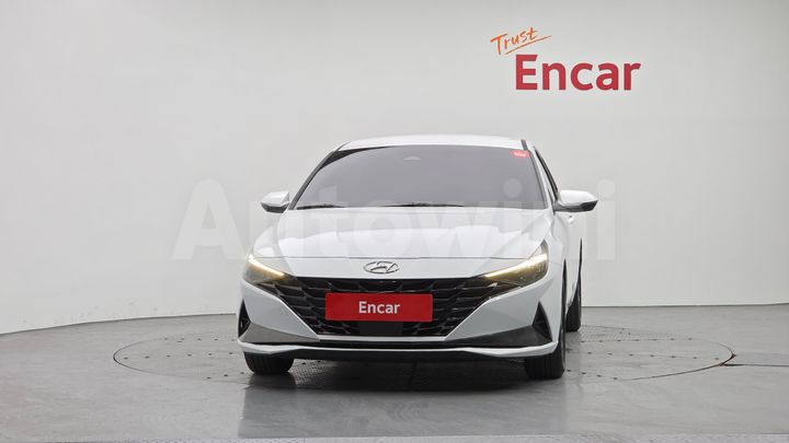 Hyundai Avante 2023 — 3