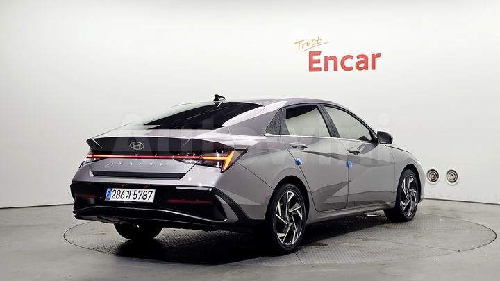 Hyundai Avante 2024 — 2