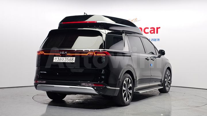 Kia Carnival 2023 — 2