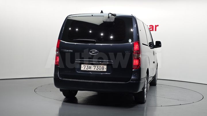 Hyundai Starex 2019 — 4