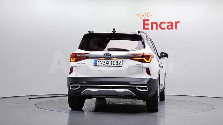 Kia Seltos 2022 — 4