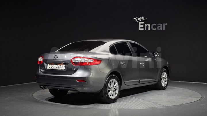 Renault SM3 2016 — 2