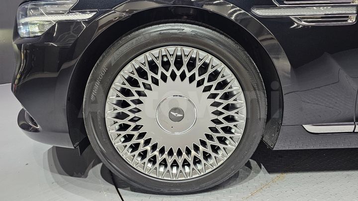 Genesis G90 2019 — 5