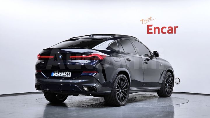 BMW X6 2025 — 2