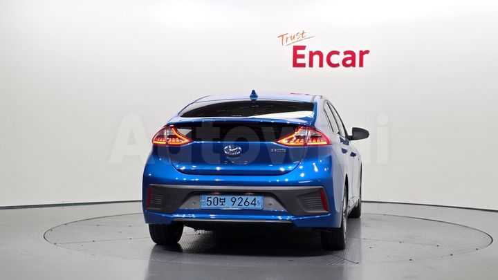 Hyundai Ioniq 2017 — 4
