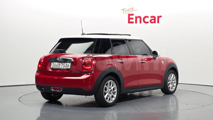 Mini Cooper 2017 — 2