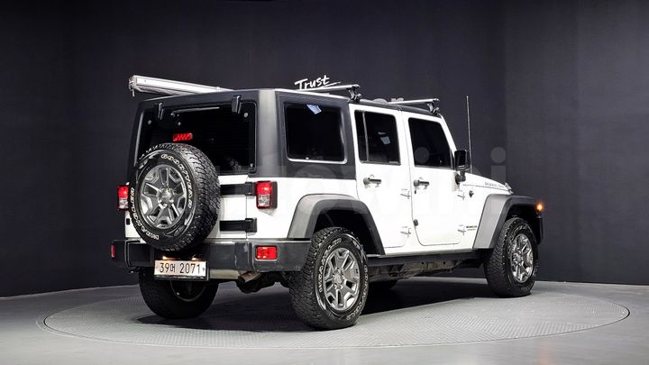 Jeep Wrangler 2017 — 2
