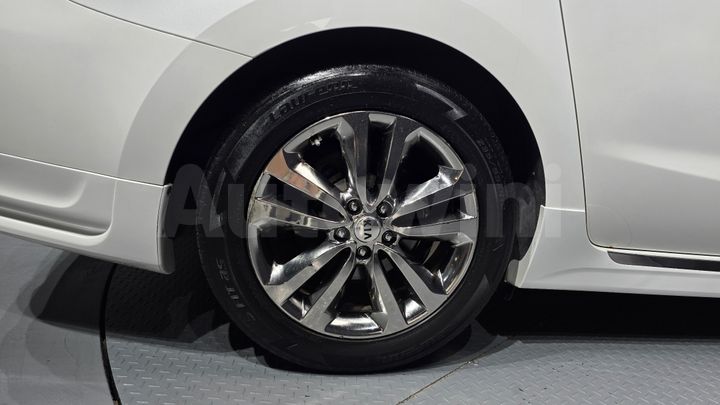 Kia Carnival 2017 — 5