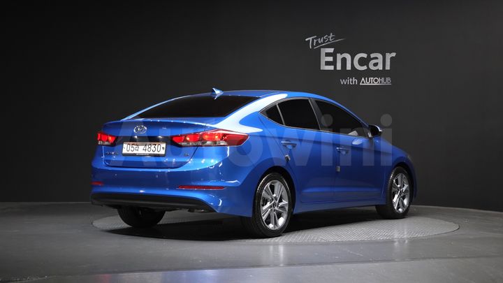 Hyundai Avante 2018 — 2