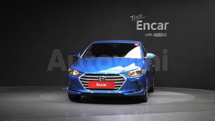 Hyundai Avante 2018 — 3