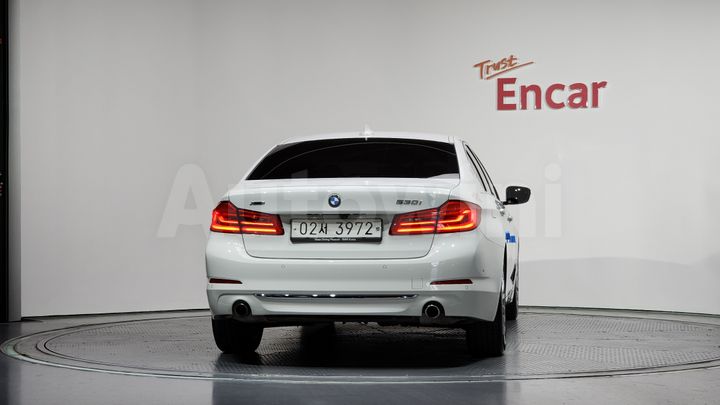 BMW 5 Series 2018 — 4