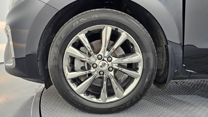 Kia Carnival 2019 — 5
