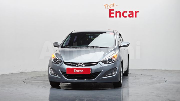 Hyundai Avante 2015 — 3