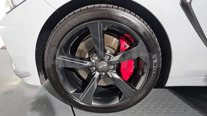 Genesis G70 2019 — 4