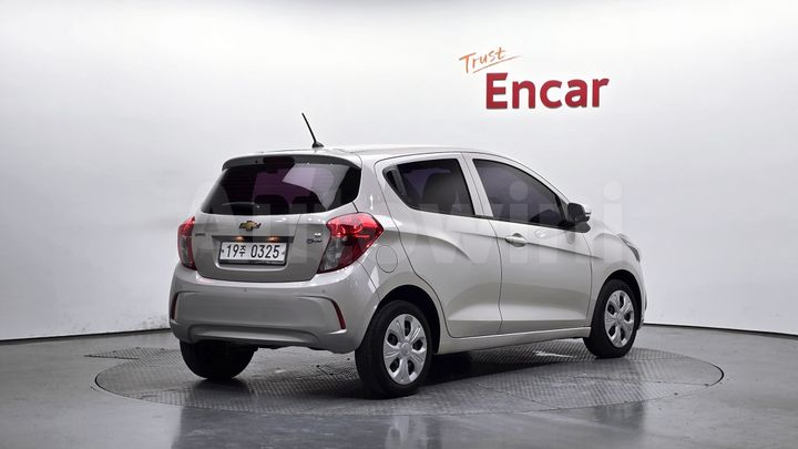 Chevrolet Spark 2017 — 2