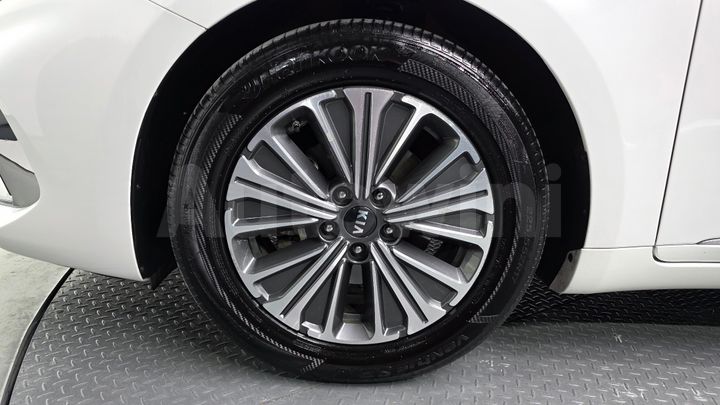 Kia K7 2020 — 5