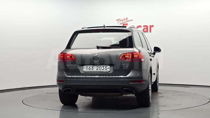 Volkswagen Touareg 2014 — 4