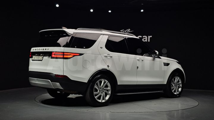 Land Rover Discovery 2019 — 2
