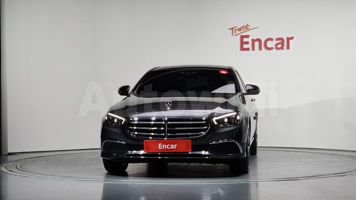 Mercedes Benz E Class 2021 — 3