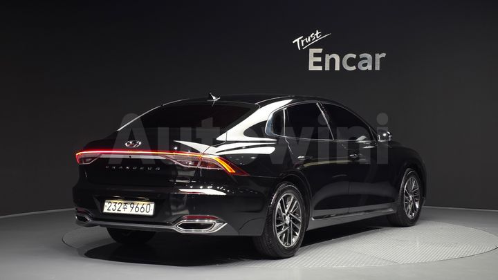 Hyundai Grandeur 2022 — 2