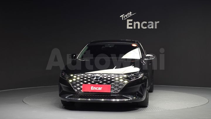 Hyundai Grandeur 2022 — 3