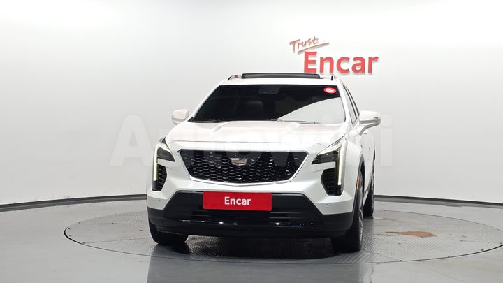 Cadillac XT4 2023 — 3