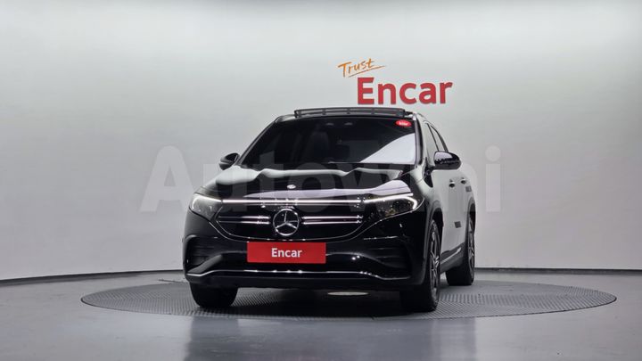 Mercedes Benz EQA 2022 — 3