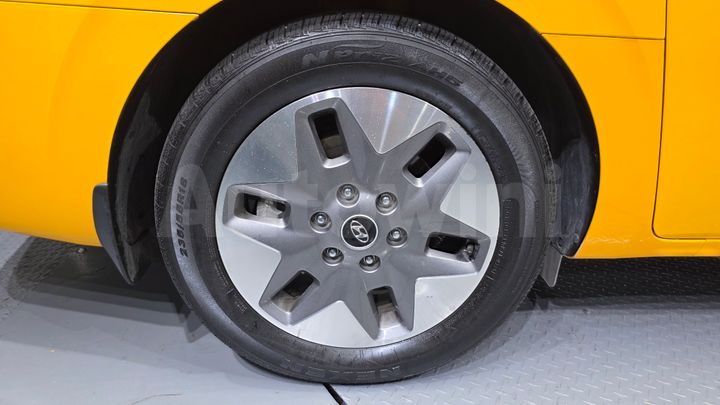 Hyundai Staria 2023 — 5