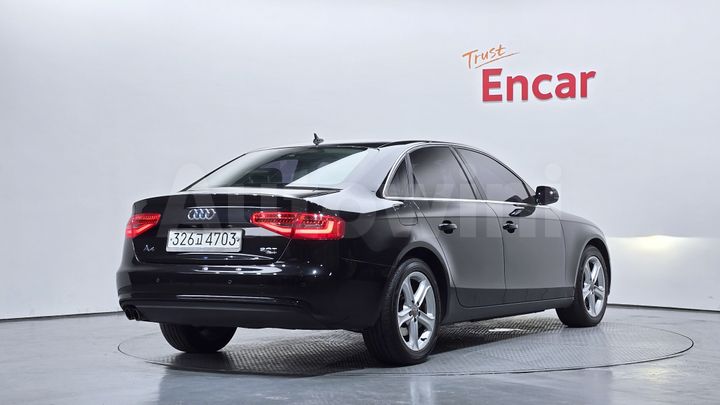 Audi A4 2013 — 2