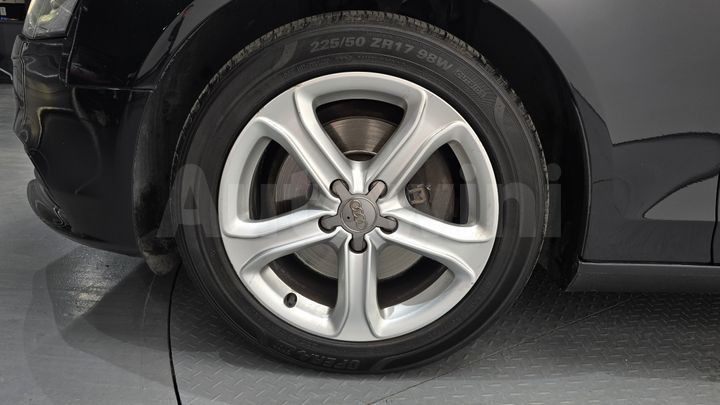 Audi A4 2013 — 5