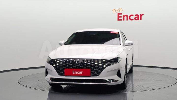 Hyundai Grandeur 2022 — 2