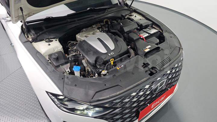 Hyundai Grandeur 2022 — 5