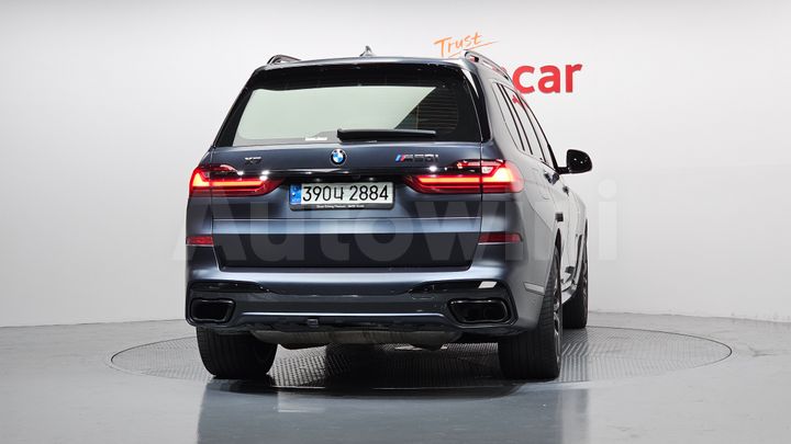 BMW X7 2021 — 4