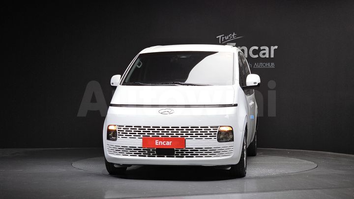 Hyundai Staria 2022 — 3