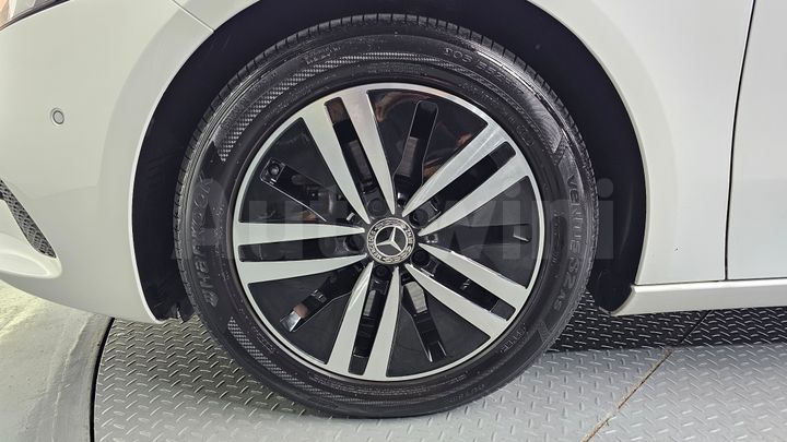 Mercedes Benz A Class 2022 — 5